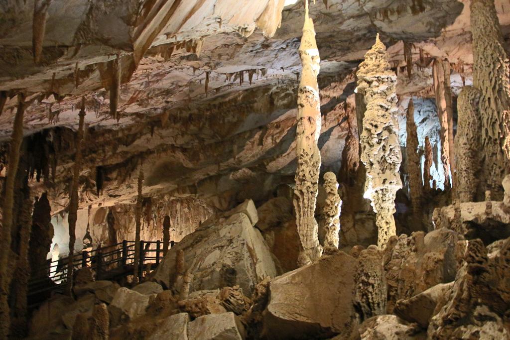 Mulu Village Екстериор снимка