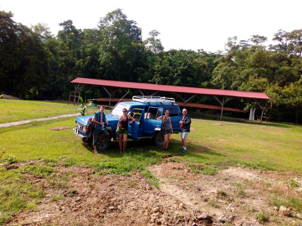 Mulu Village Екстериор снимка
